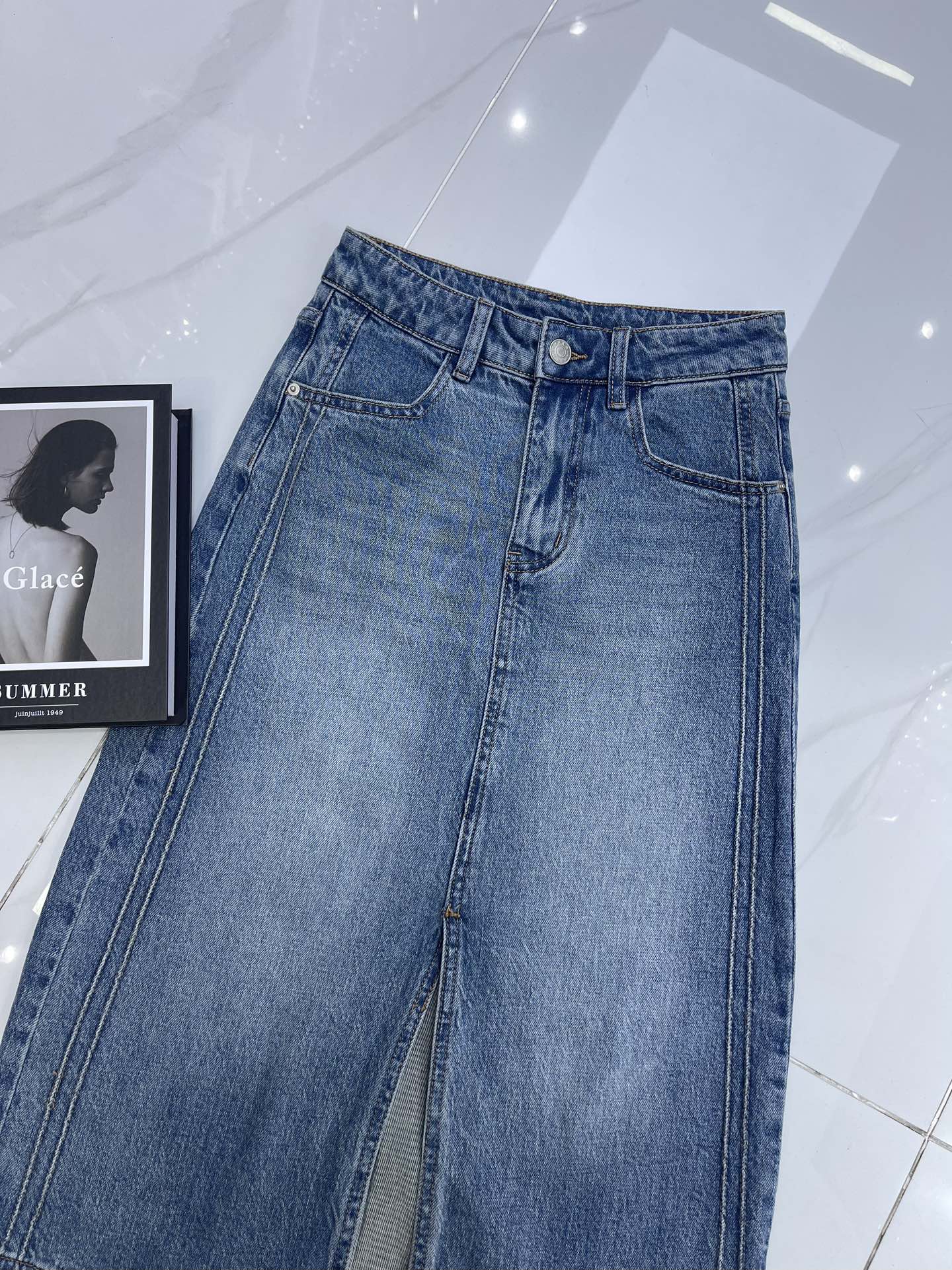 High-End Female Suit: MARN’s Stylish Retro Blue Dress with Exclusive Design - 图片 5