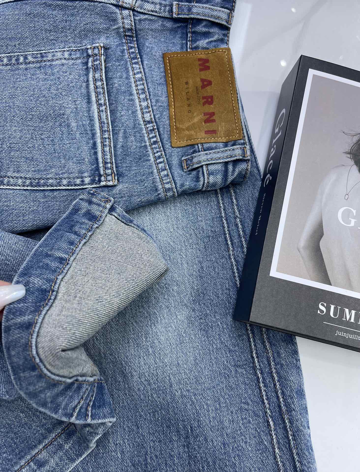 High-End Female Suit: MARN’s Stylish Retro Blue Dress with Exclusive Design - 图片 7