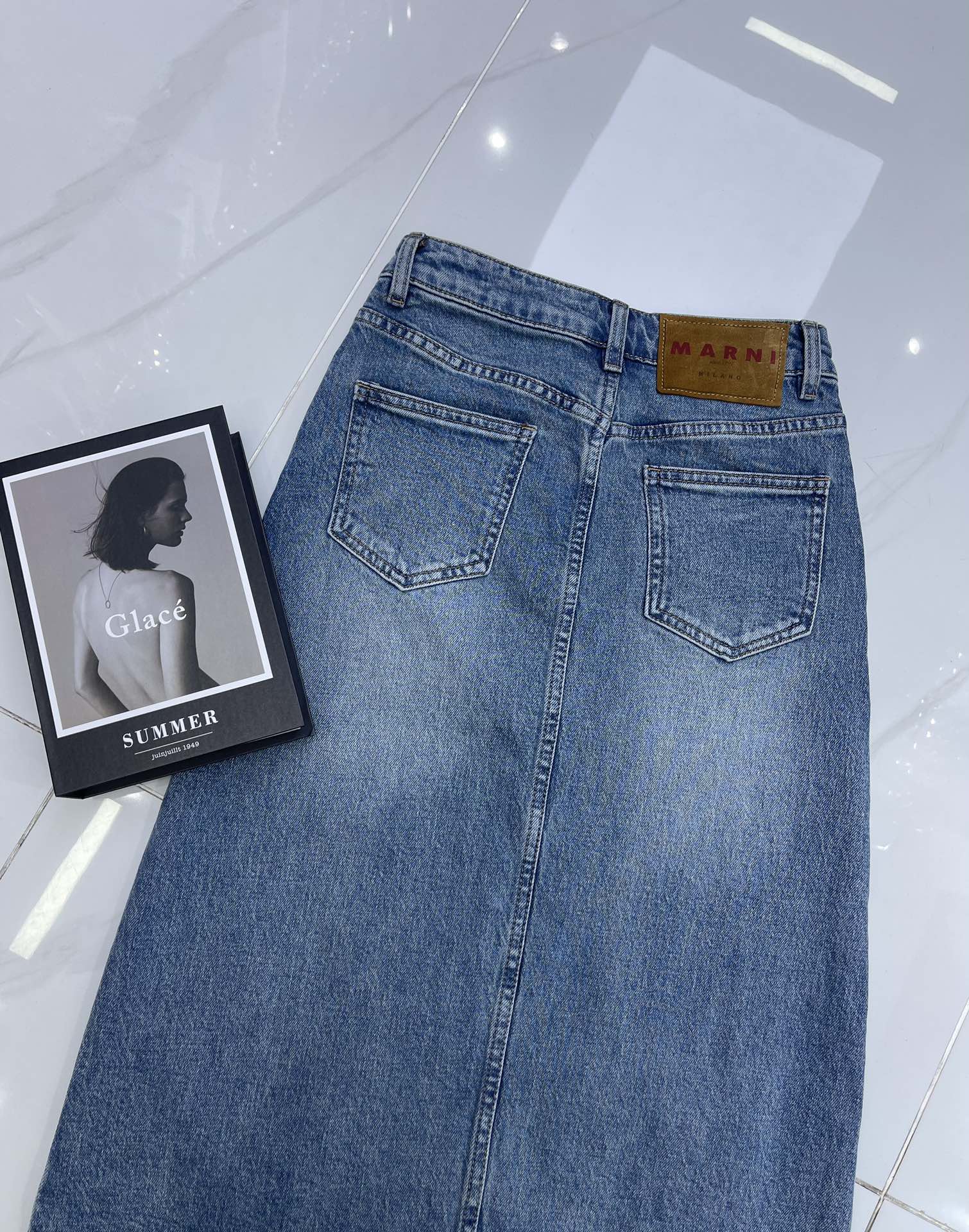 High-End Female Suit: MARN’s Stylish Retro Blue Dress with Exclusive Design - 图片 6