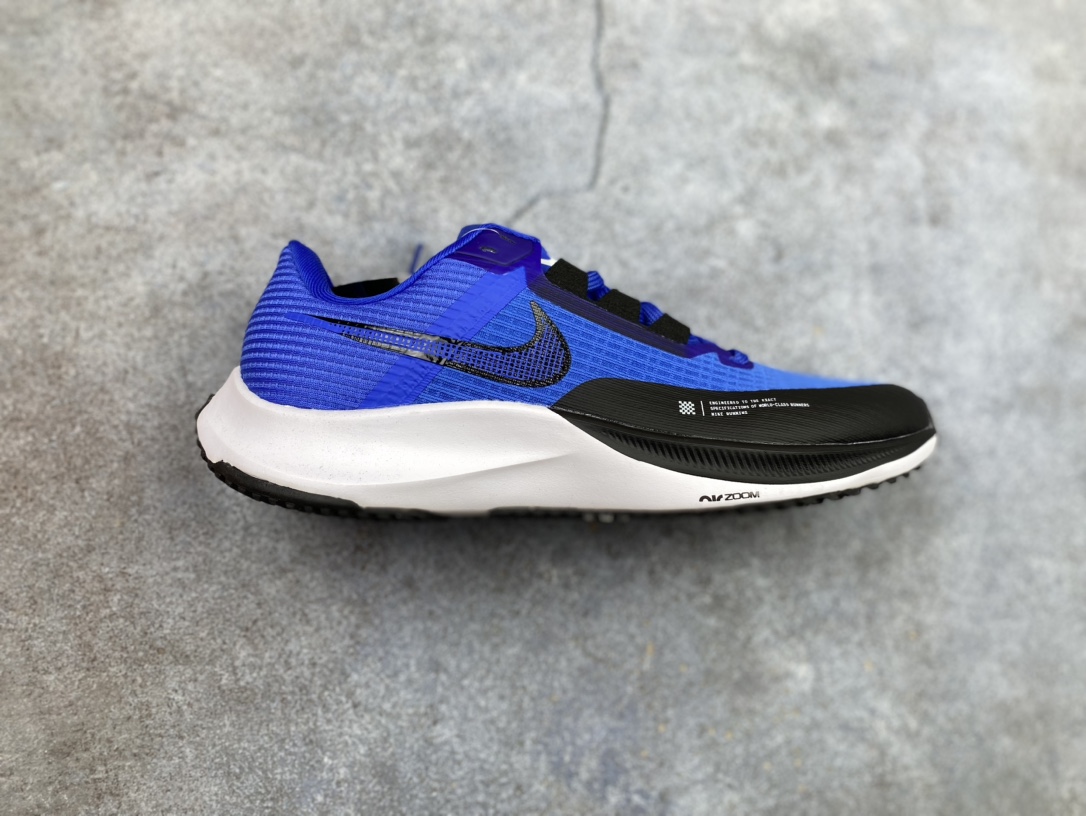 福利💰150
LS版 NIKE AIR Zoom RIVAL Fly 3. 超轻跑步鞋
织物减震轻盈跑步鞋 
该鞋款专为训练和竞速而生 助力疾速畅跑
采用柔软的泡绵缓震配置 结合不易磨损橡胶
货号: CT2405-399l88