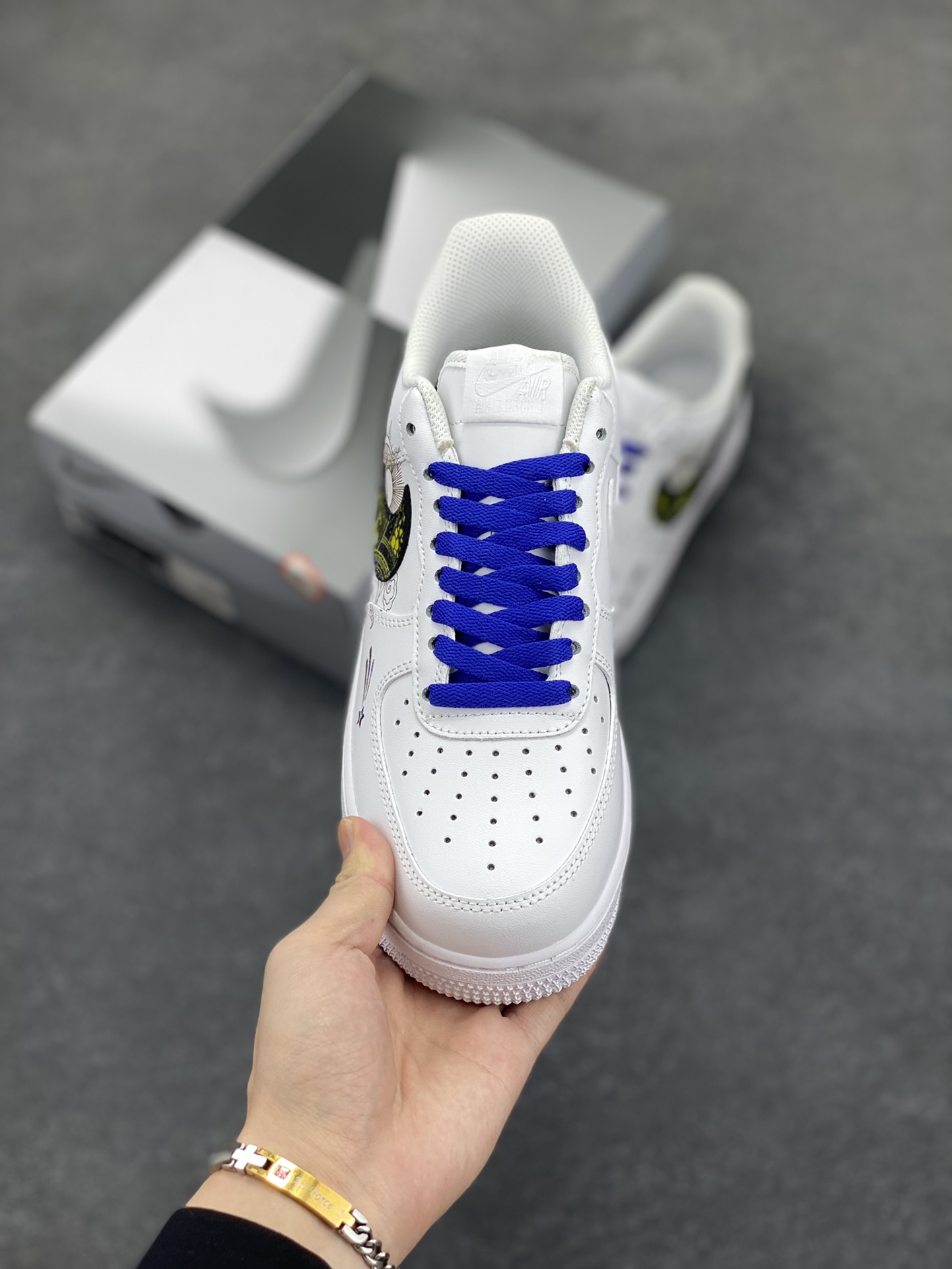 图片[2]-Nike Air Force 1 Low’07 星座系列 空军一号低帮休闲板鞋 定制皮料 定制鞋盒 配件齐全 原楦原纸板 纯正空军版型 内置全掌气垫 货号：ZH0316-069 尺码：36 36.5 37.5 38 38.5 39 40 40.5 41 42 42.5 43 44 44.5 45-选品中心