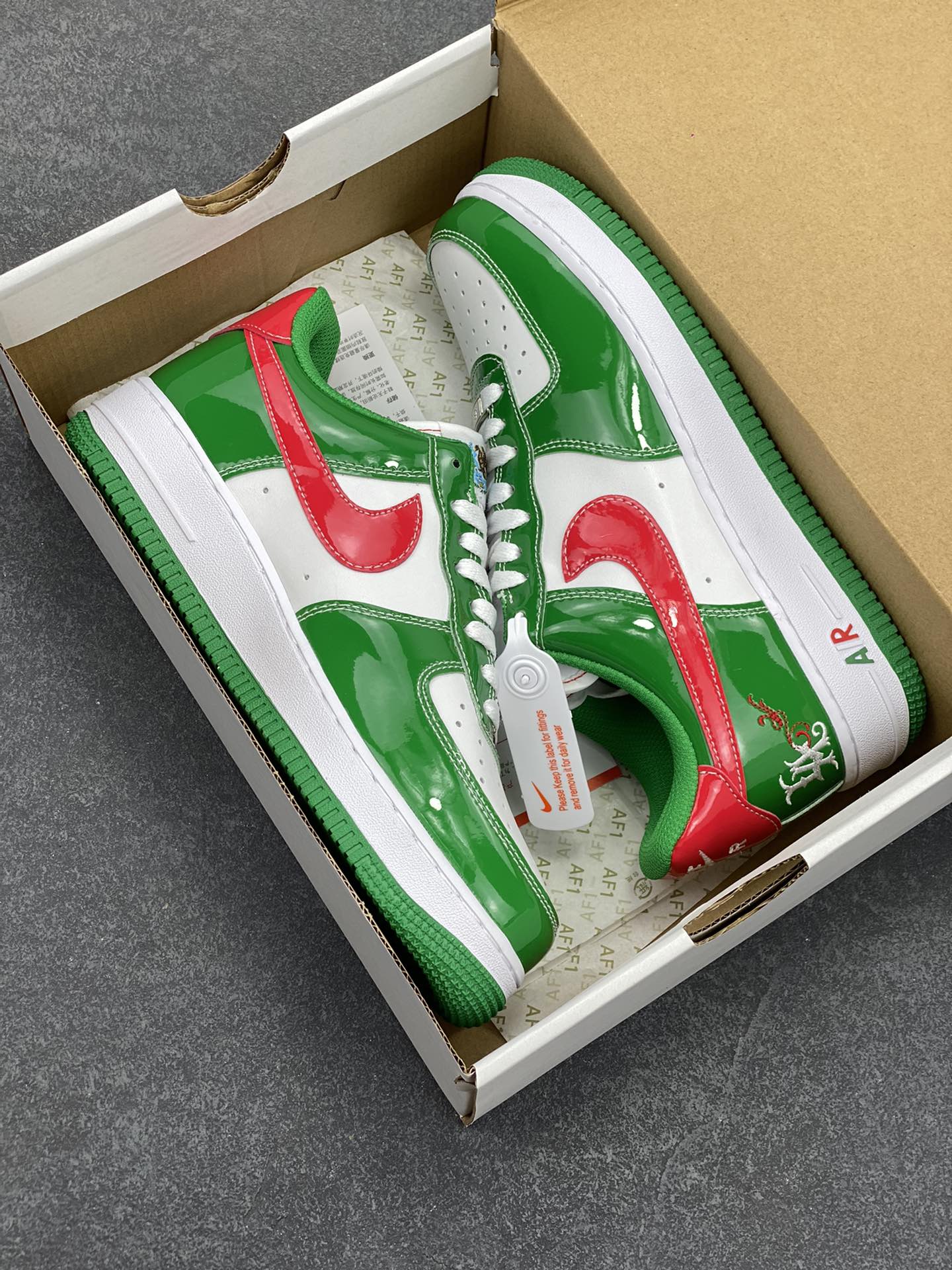 图片[9]-Air Force 1\’ 07 原楦头原纸板 打造纯正空军版型 专注外贸渠道 全掌内置蜂窝气垫 #原盒配件 原厂中底钢印、拉帮完美 货号：306146-131 尺码：36 36.5 37.5 38 38.5 39 40 40.5 41 42 42.5 43 44 44.5 45-选品中心