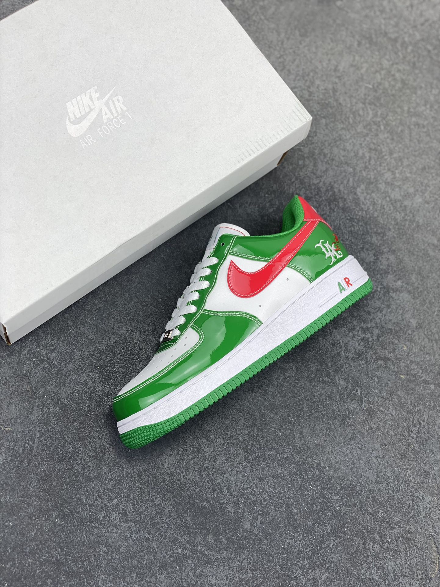 图片[7]-Air Force 1\’ 07 原楦头原纸板 打造纯正空军版型 专注外贸渠道 全掌内置蜂窝气垫 #原盒配件 原厂中底钢印、拉帮完美 货号：306146-131 尺码：36 36.5 37.5 38 38.5 39 40 40.5 41 42 42.5 43 44 44.5 45-选品中心