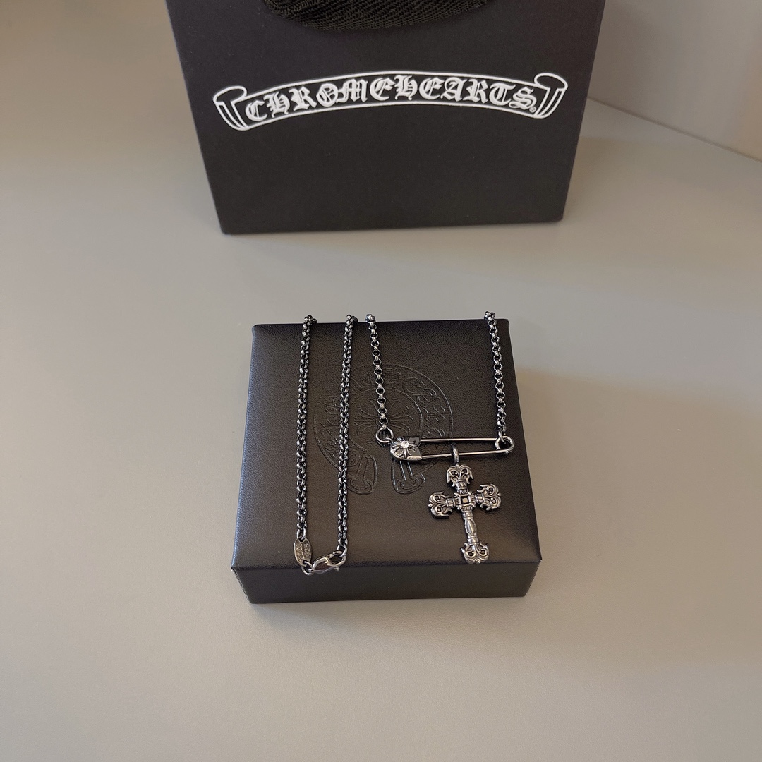 NO:111064,Too handsome and exciting the latest model Croxin, no explosion, factory direct sales, original one-to-one reproduction, Croxin retro necklace, jewelry boutique, chrome hearts, necklace19860909太帅爆了最新款克罗心 不爆不发 厂家直销 原版一比一复刻 克罗心复古项链,饰品精品,chrome hearts,necklace,Jewelry