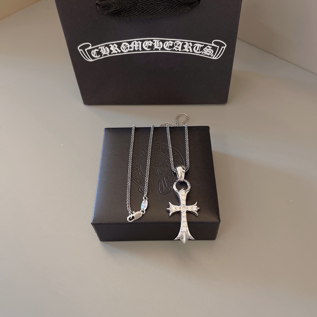 NO:582738,So handsome, the latest Chrome Hearts. No explosions, no hair. Factory direct sales. Original one-to-one replica. Chrome Hearts gold necklace, fine jewelry, chrome hearts, necklace.19860909太帅爆了最新款克罗心 不爆不发 厂家直销 原版一比一复刻 克罗心金色项链,饰品精品,chrome hearts,necklace,Jewelry