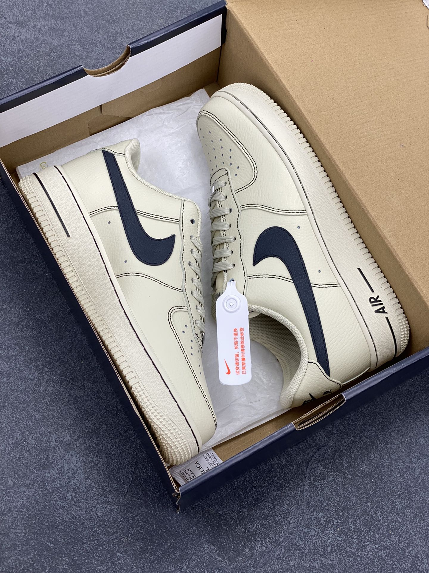 图片[9]-Nike Air Force 1 Low 白黑 原楦头原纸板 打造纯正空军版型 专注外贸渠道 全掌内置蜂窝气垫 原盒配件 原厂中底钢印、拉帮完美 货号：HQ2037-200 尺码：36 36.5 37.5 38 38.5 39 40 40.5 41 42 42.5 43 44 44.5 45-选品中心