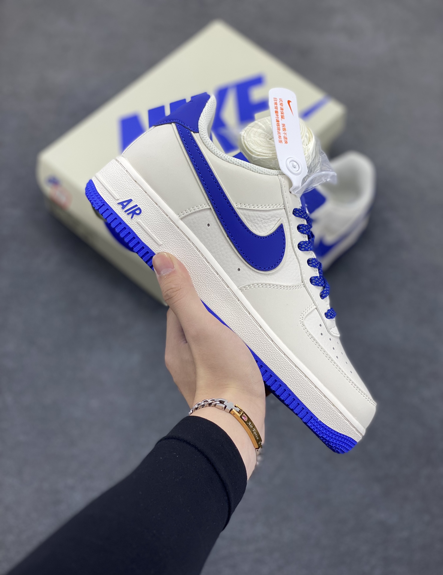 Nike Air Force 1 Low \’07 米蓝 满天星低帮空军一号休闲板鞋 客供高亮3m反光 定制头成皮料 定制鞋盒 原楦原纸板 纯正版型 内置全掌气垫 货号:GL6835-010 尺码:36 36.5 37.5 38 38.5 39 40 40.5 41 42 42.5 43 44 44.5 45-选品中心