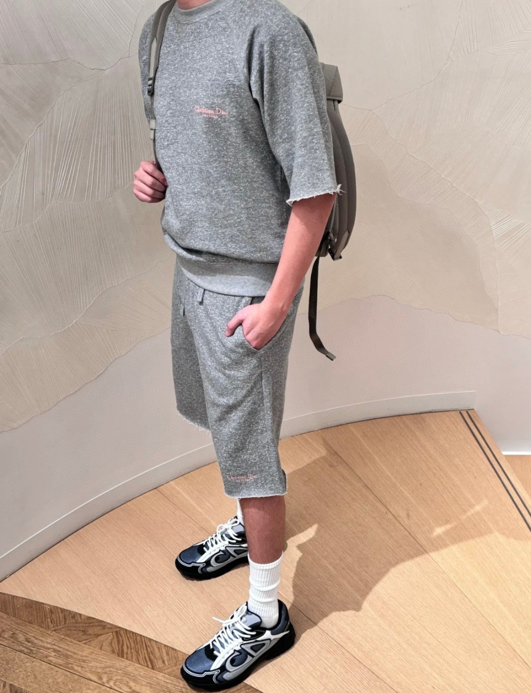 DIOR迪奥 小刺绣字母短裤 上身效果#