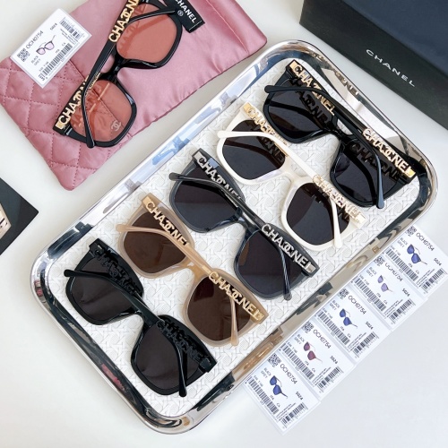 Square Frame Sunglasses Embellished with Double CC Accent for Women OCH0754 1 Square Frame Sunglasses Embellished with Double CC Accent for Women OCH0754