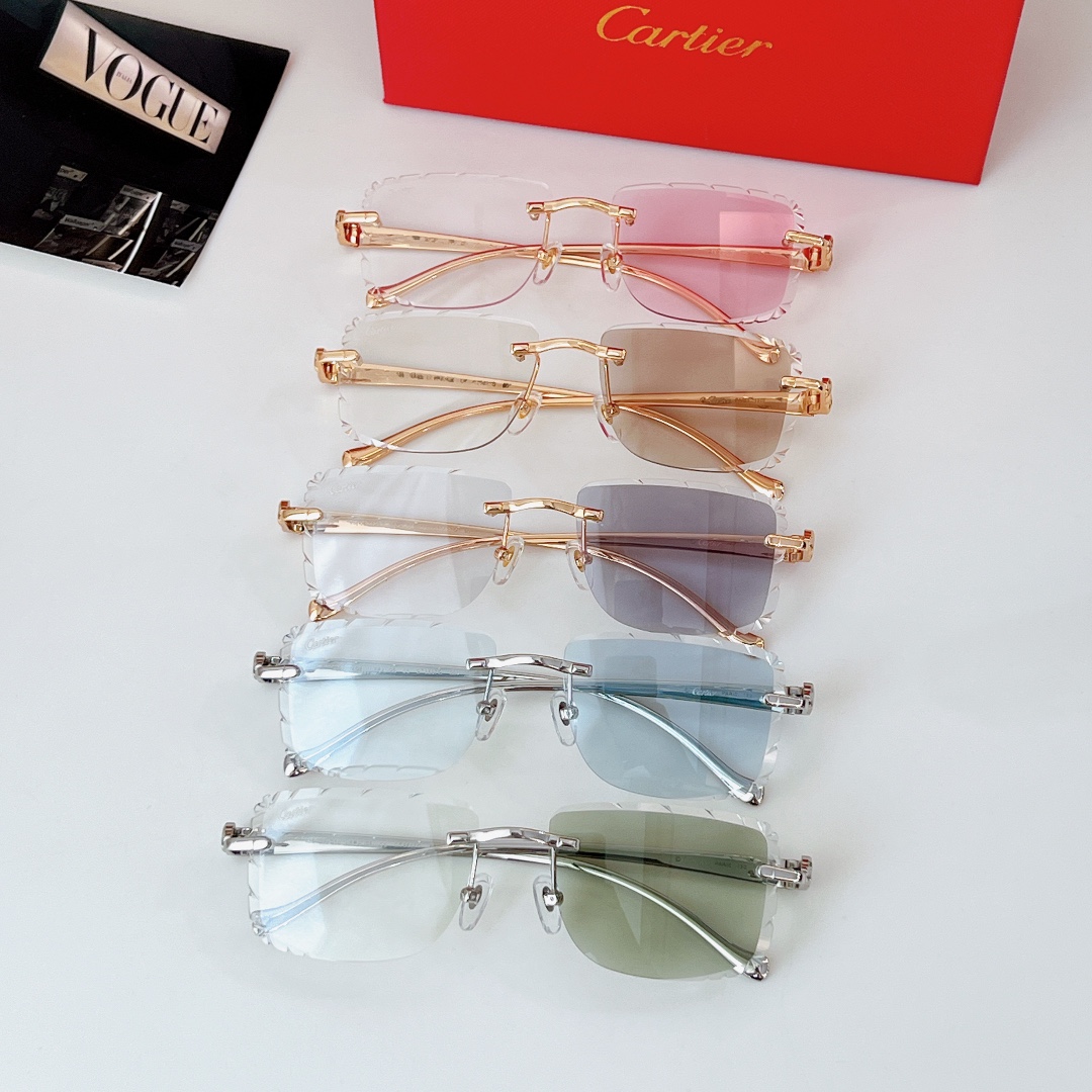  Cartier 变色片
MOD：CT9527O
Size：56口17 130
🔝🔝