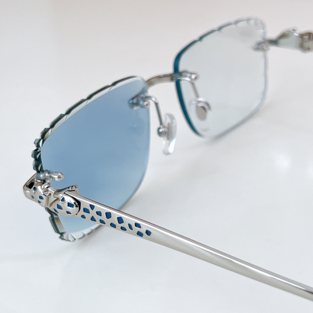  Cartier 变色片
MOD：CT9527O
Size：56口17 130
🔝🔝