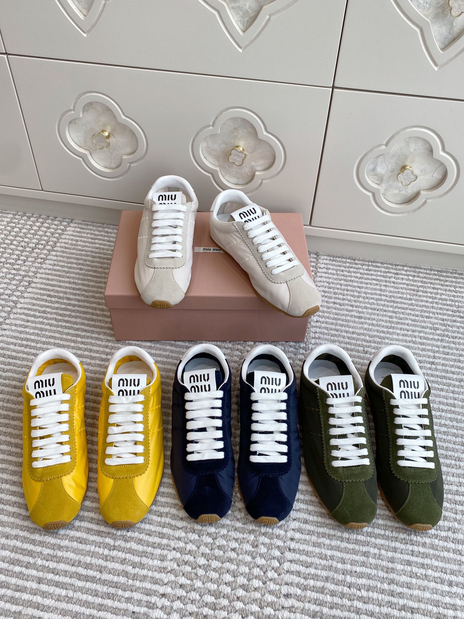 NO:543291,————Miumiu·Super Soft De Training Shoes·35-40, Casual Shoes/Sports Shoes,Miumiu, Sneakers19860909————miumiu·超软德训鞋·35-40,休闲鞋/运动鞋,miumiu,sneakers,Women's Shoes