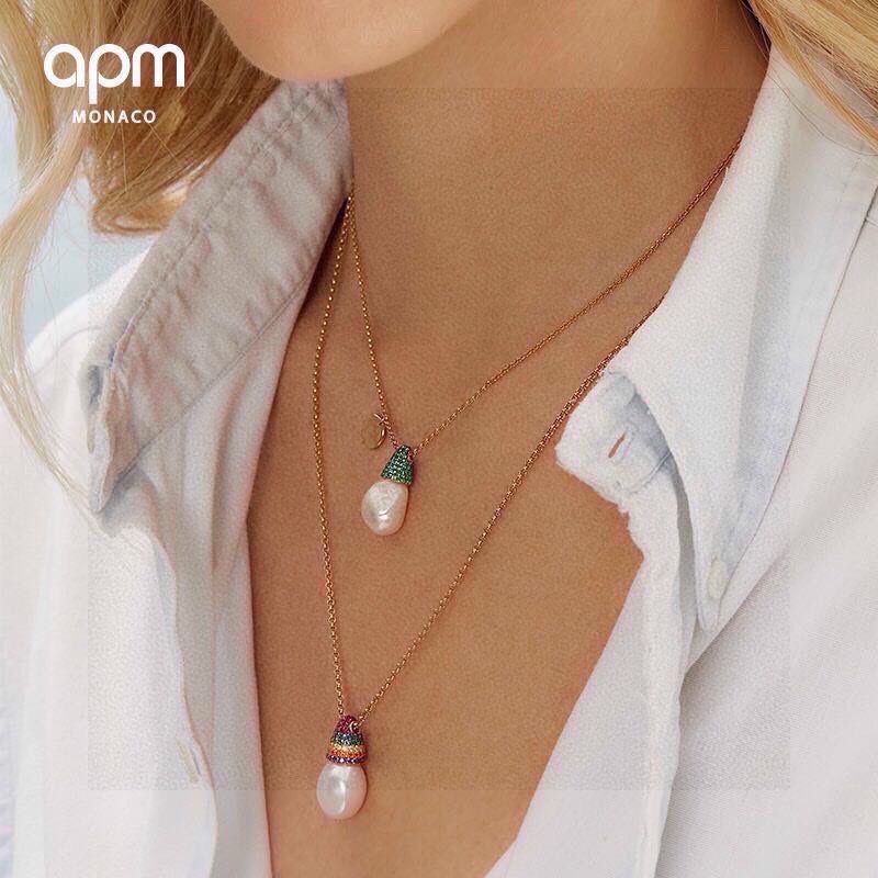 aPm monaco新品彩虹珍珠项链女 时尚小众锁骨链设计感，珍珠可调节项链饰绿石，电镀真金手工微镶绿色