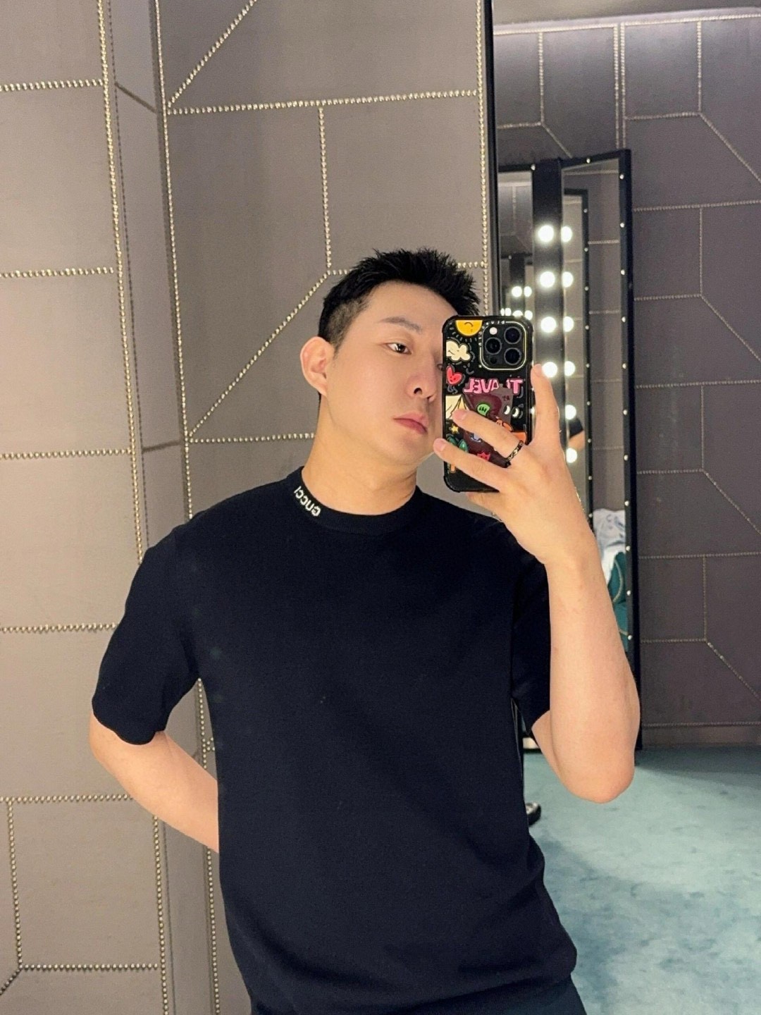 GUCCI/古驰 领口字母毛织短袖 上身效果#