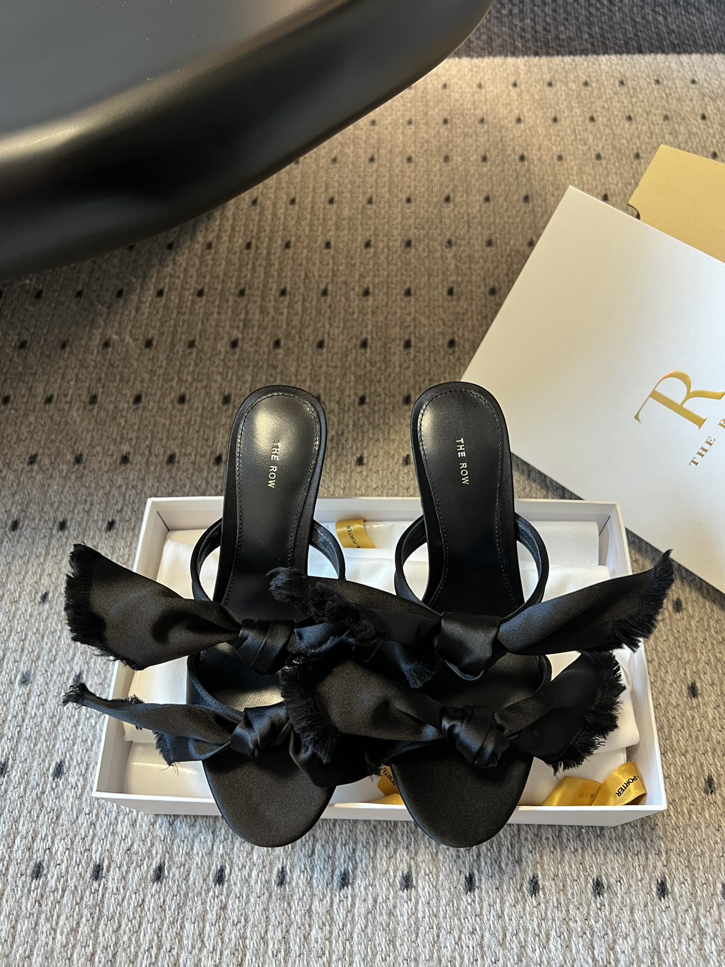 French Elegance: Queen 624 Hand-Weaved Butterflies Slippers Online - 图片 1