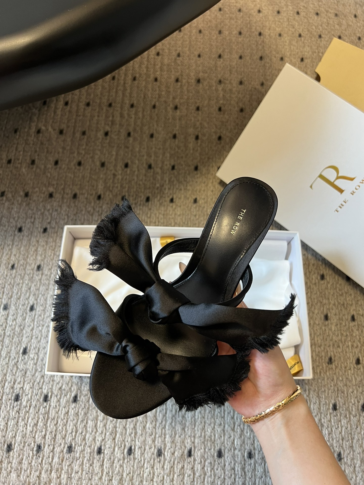 French Elegance: Queen 624 Hand-Weaved Butterflies Slippers Online - 图片 3