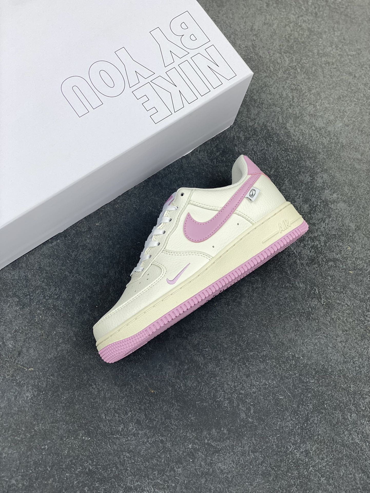 图片[7]-NK Air Force 1‘07 Low 定制款抽屉盒 空军一号低帮休闲板鞋 定制皮料 原楦原纸板 纯正版型 高清洁度 内置全掌气垫 货号：CW2288-111 尺码：36 36.5 37.5 38 38.5 39 40 40.5 41 42 42.5 43 44 44.5 45-选品中心