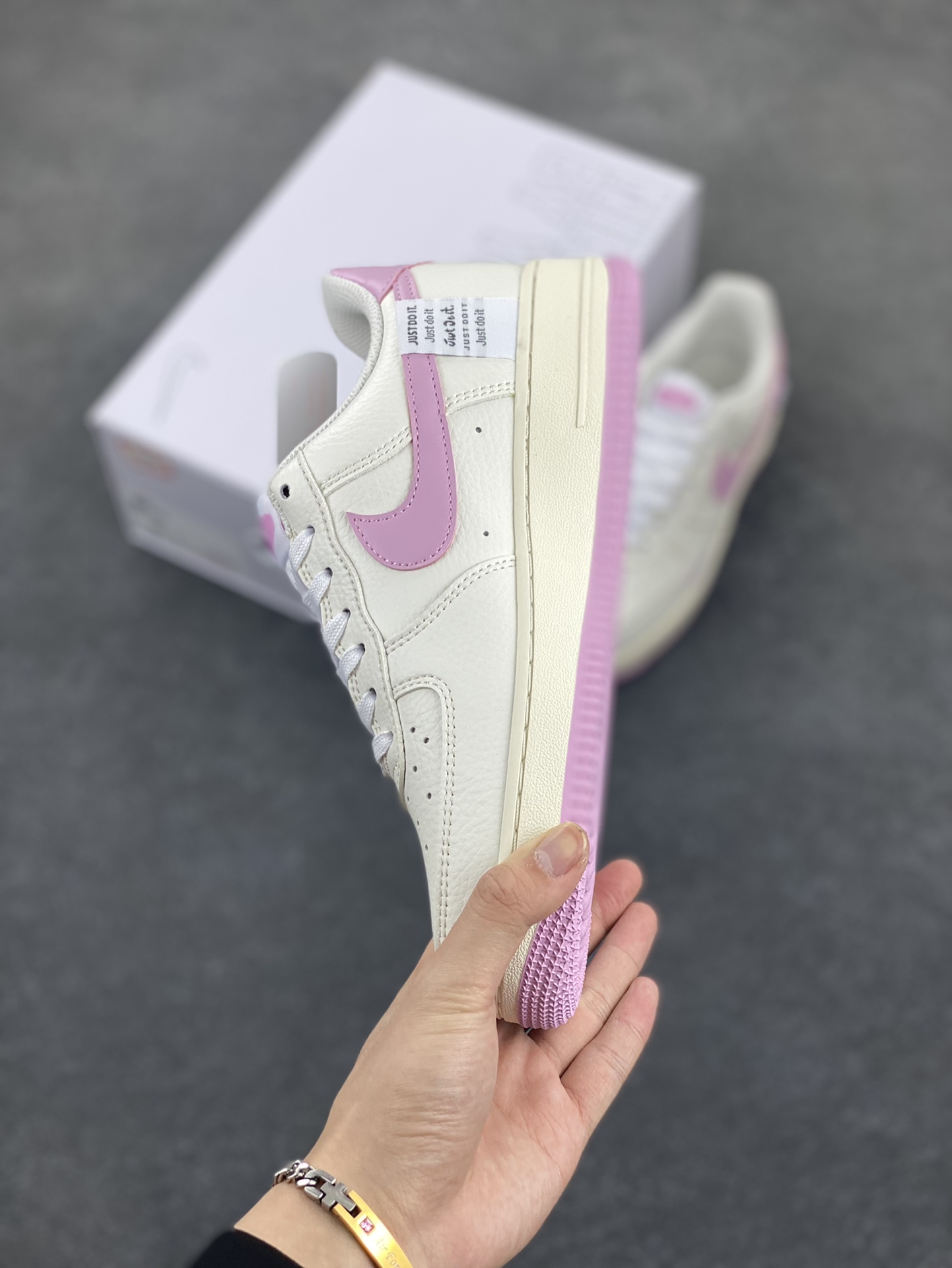 图片[3]-NK Air Force 1‘07 Low 定制款抽屉盒 空军一号低帮休闲板鞋 定制皮料 原楦原纸板 纯正版型 高清洁度 内置全掌气垫 货号：CW2288-111 尺码：36 36.5 37.5 38 38.5 39 40 40.5 41 42 42.5 43 44 44.5 45-选品中心