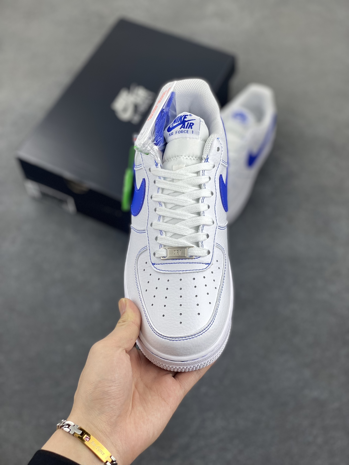 图片[2]-Nk Air Force 1\’07 Low 白蓝 空军一号低帮休闲板鞋 原楦头原纸板 打造纯正空军版型#专注外贸渠道 全掌内置蜂窝气垫 #原盒配件 原厂中底钢印、拉帮完美 货号：HQ2037-100 尺码：35.5 36 36.5 37.5 38 38.5 39 40 40.5 41 42 42.5 43 44 44.5 45-选品中心