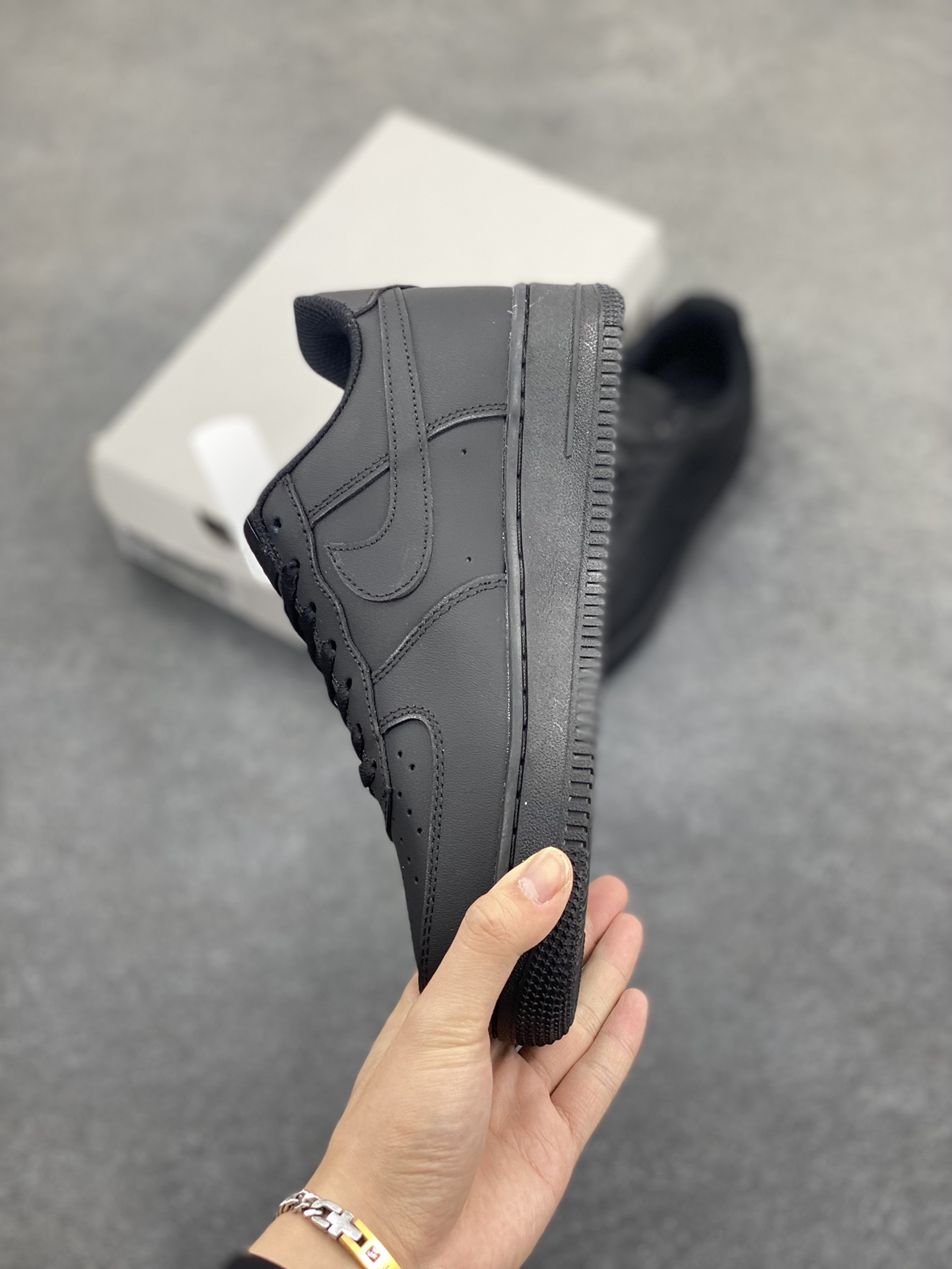 图片[3]-福利特价 Nk Air Force 1 空军全白 纯黑色 客供模具、打造最完美空军鞋型 卖了上万双好评无数，欢迎对比 货号：CW2288-111 尺码：35.5 36 36.5 37.5 38 38.5 39 40 40.5 41 42 42.5 43 44 44.5 45 46 47-选品中心