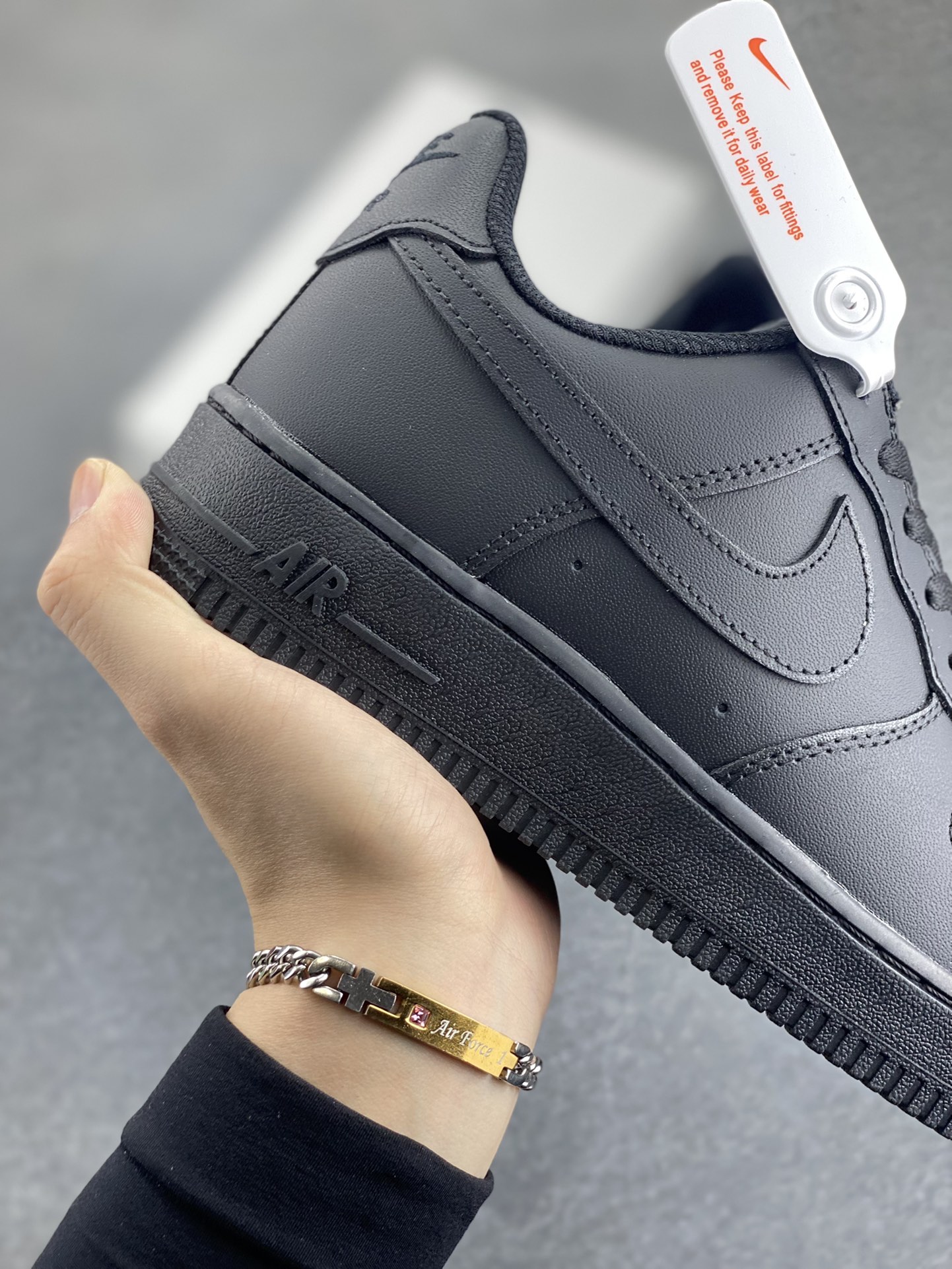 图片[6]-福利特价 Nk Air Force 1 空军全白 纯黑色 客供模具、打造最完美空军鞋型 卖了上万双好评无数，欢迎对比 货号：CW2288-111 尺码：35.5 36 36.5 37.5 38 38.5 39 40 40.5 41 42 42.5 43 44 44.5 45 46 47-选品中心