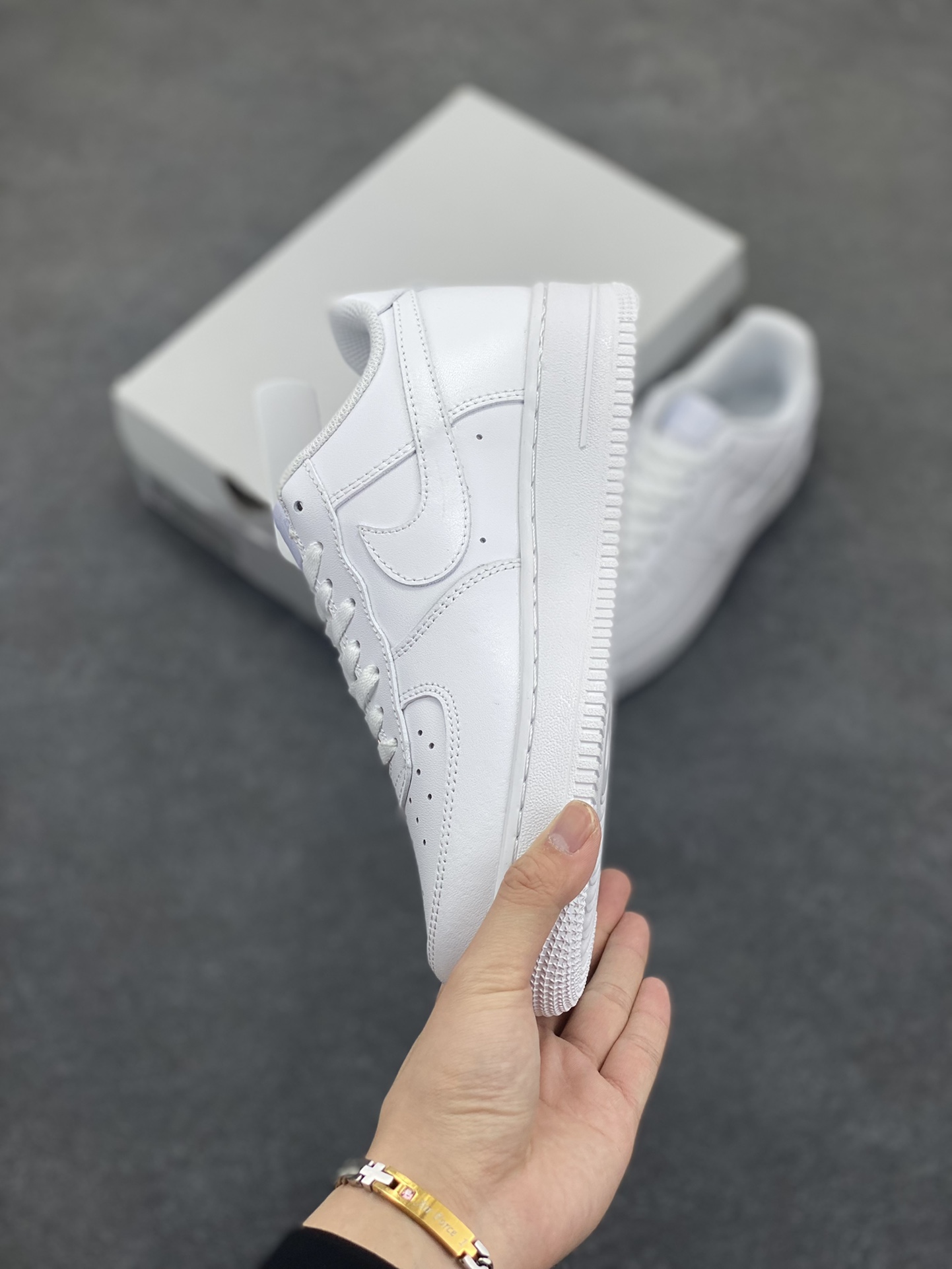 图片[3]-福利特价 Nk Air Force 1 空军全白 纯白色 客供模具、打造最完美空军鞋型 卖了上万双好评无数，欢迎对比 货号：CW2288-111 尺码：35.5 36 36.5 37.5 38 38.5 39 40 40.5 41 42 42.5 43 44 44.5 45 46 47-选品中心