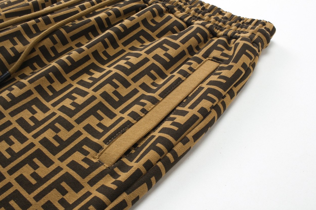 芬迪/Fendi 夏季新款 经典双F老花满印休闲短裤 卡其色/灰色