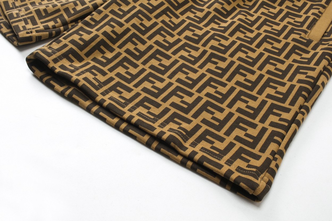 芬迪/Fendi 夏季新款 经典双F老花满印休闲短裤 卡其色/灰色