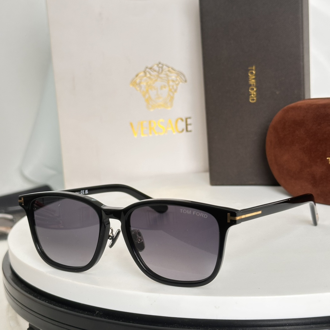 ‼️TOM FOR*官网原版一比一
汤姆福*Model FT 1048，Size：52口18-140经典