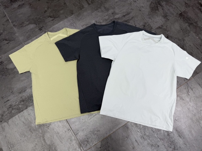 Men's Lightweight Breathable Quick-Dry Short Sleeve T-Shirt Summer Casual Tee 1 Men’s Lightweight Breathable Quick-Dry Short Sleeve T-Shirt Summer Casual Tee