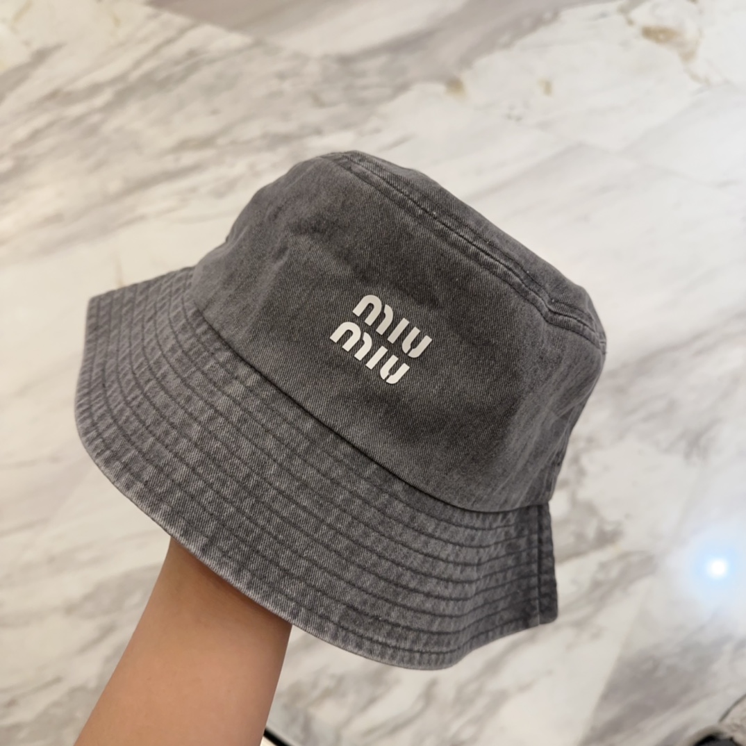 [Miu Miu Hats]Miumiu Autumn and Winter Fisherman