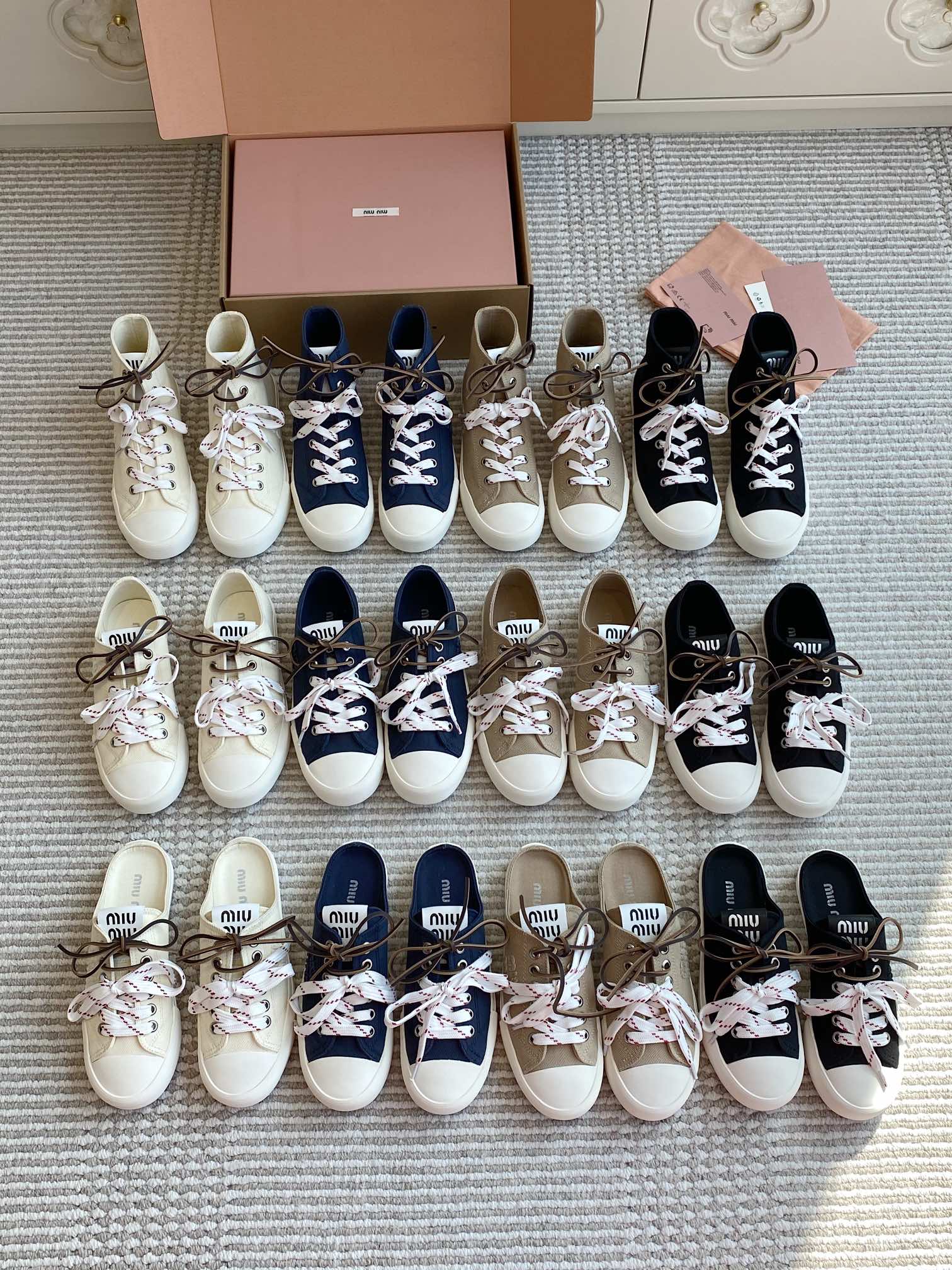 NO:403026,———Miumiu·Two-color shoelace canvas sneakers·35-40, casual shoes/sports shoes semi-trails, miumiu, sneakers19860909————Miumiu·双色鞋带帆布运动鞋·35-40,休闲鞋/运动鞋半拖,miumiu,sneakers,Women's Shoes