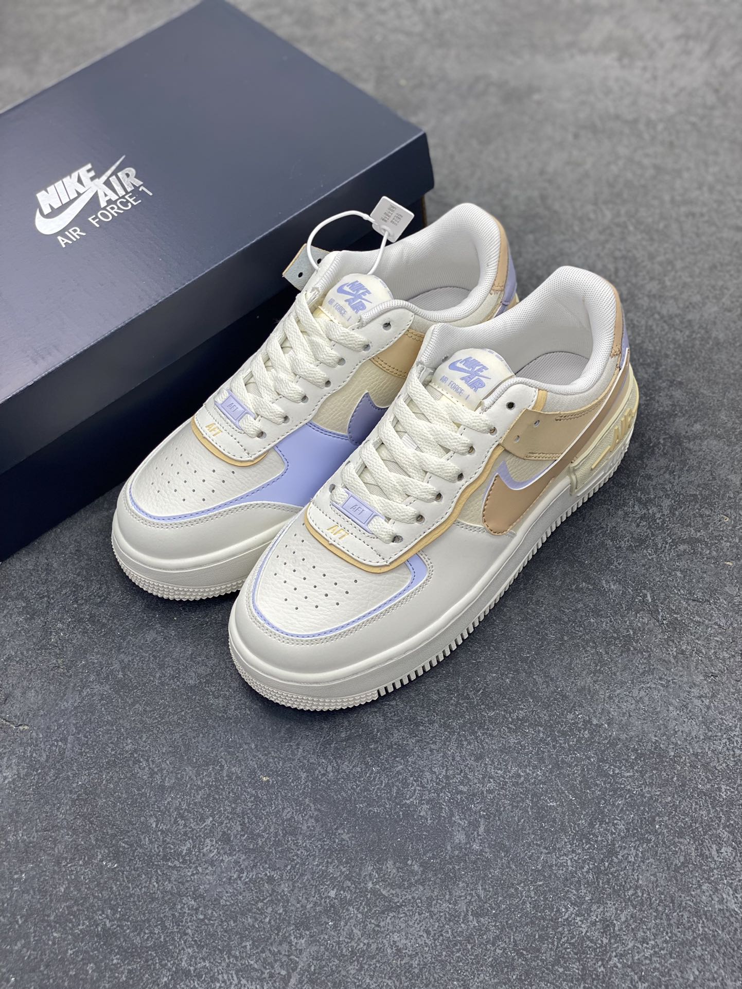 图片[8]-NK Air Force 1 Shadow 轻量增高低帮百搭板鞋\”拼接马卡龙\” 全新少女系解构主义设计双层轻量EVA发泡中底+防滑RB橡胶外圈底鞋底 原楦头原纸板 打造纯正空军版型 专注外贸渠道 全掌内置蜂窝气垫 原盒配件 原厂中底钢印、拉帮完美 货号：DZ1847-114 尺码：36 36.5 37.5 38 38.5 39 40 40.5 41 42-选品中心