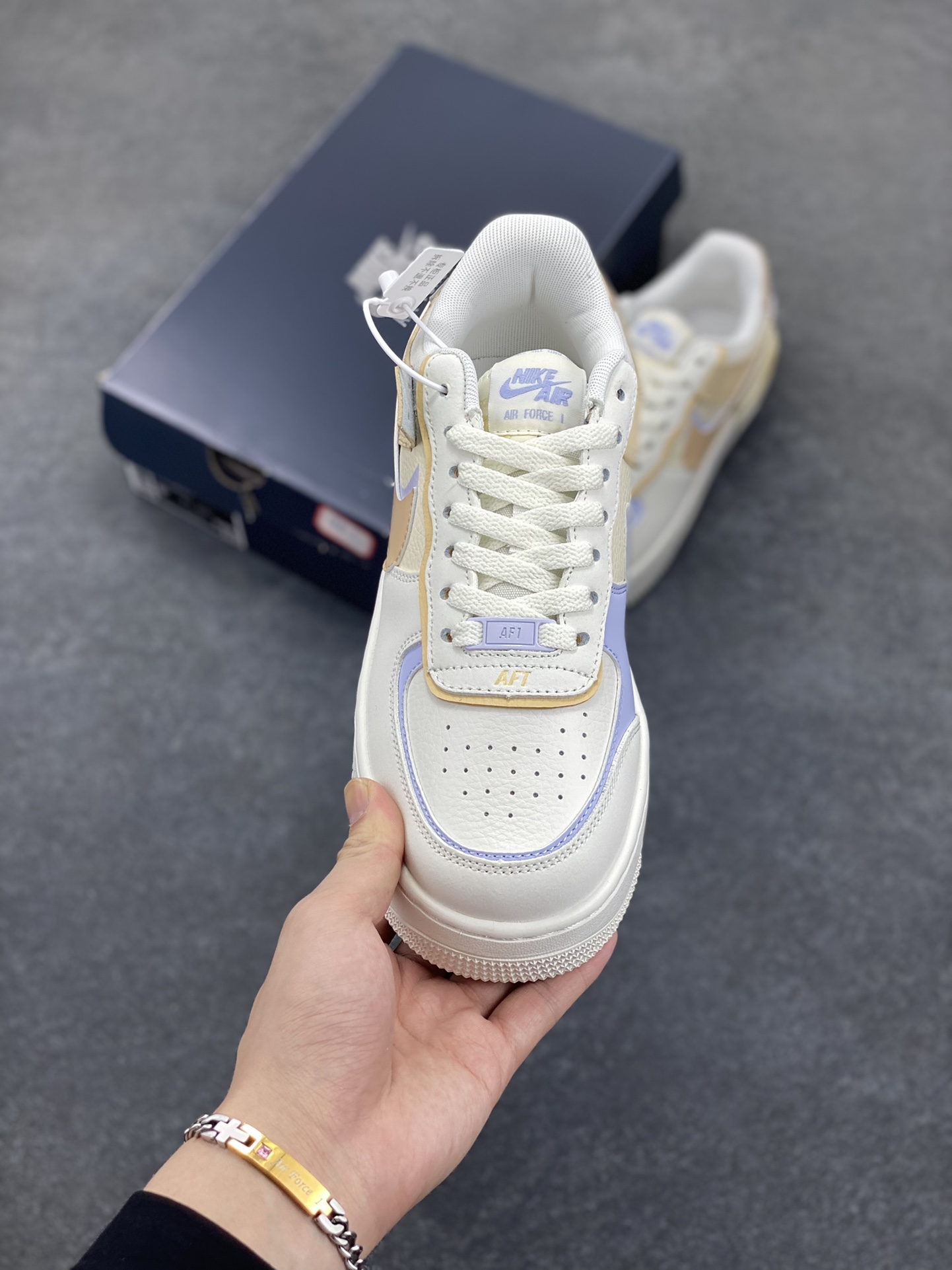 图片[2]-NK Air Force 1 Shadow 轻量增高低帮百搭板鞋\”拼接马卡龙\” 全新少女系解构主义设计双层轻量EVA发泡中底+防滑RB橡胶外圈底鞋底 原楦头原纸板 打造纯正空军版型 专注外贸渠道 全掌内置蜂窝气垫 原盒配件 原厂中底钢印、拉帮完美 货号：DZ1847-114 尺码：36 36.5 37.5 38 38.5 39 40 40.5 41 42-选品中心