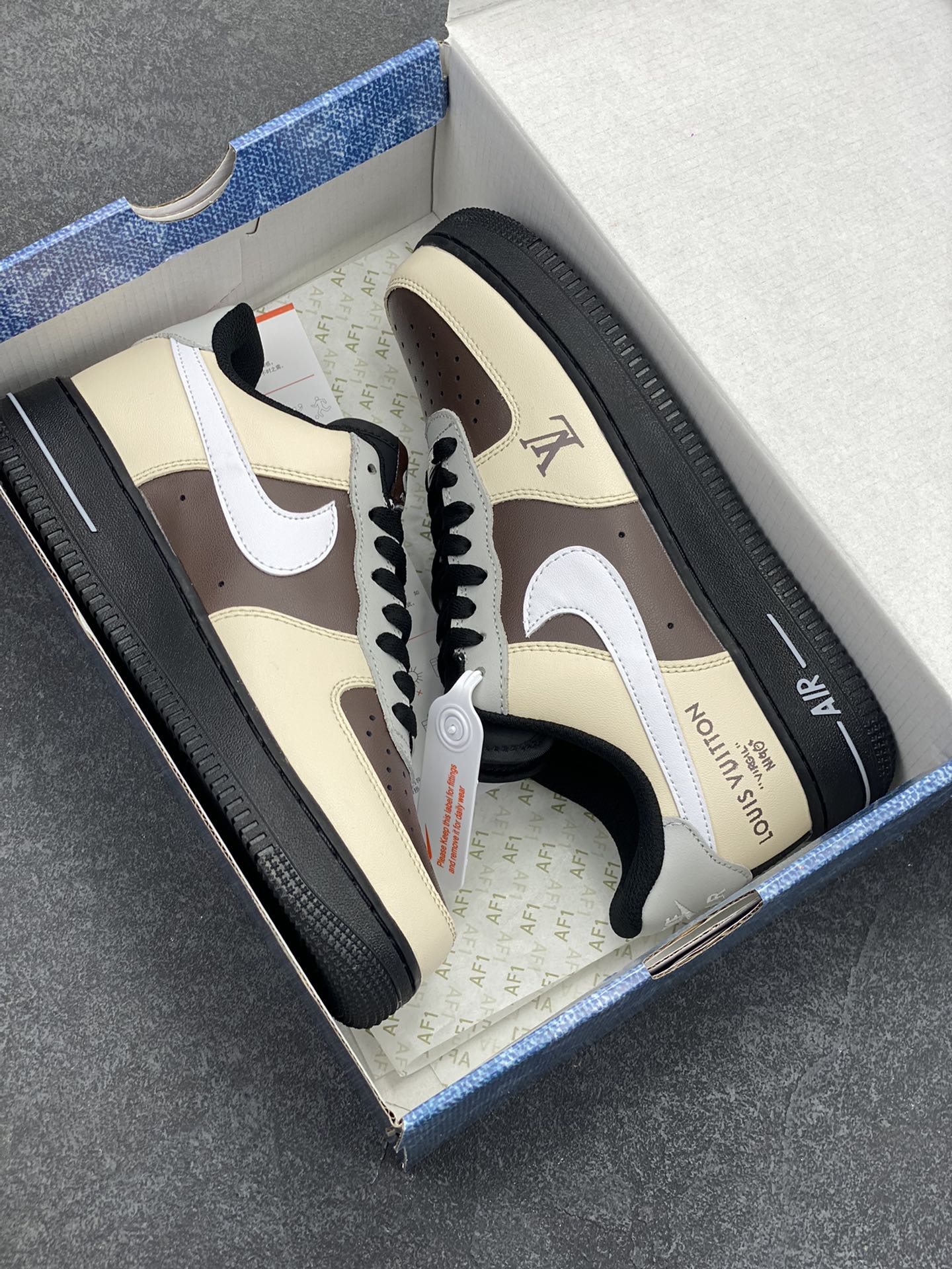 图片[9]-Nike Air Force 1 Low 空军一号低帮百搭休闲运动板鞋。柔软、弹性十足的缓震性能和出色的中底设计，横跨复古与现代的外型结合，造就出风靡全球三十多年的Force 1，直到今天还深受青睐。 货号：808788-625 尺码：36 36.5 37.5 38 38.5 39 40 40.5 41 42 42.5 43 44 44.5 45-选品中心