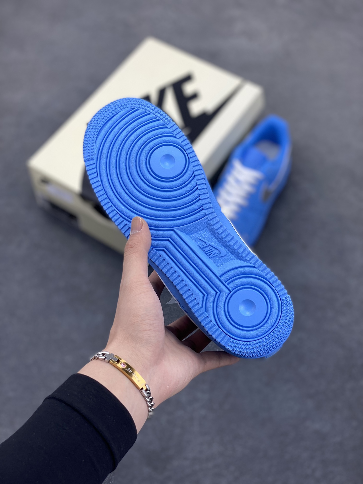 图片[5]-Nike Air Force 1 Low 冰岛蓝调 空军一号低帮运动休闲板鞋 原楦头原纸板 打造纯正空军版型#专注外贸渠道 全掌内置蜂窝气垫 #原盒配件 原厂中底钢印、拉帮完美 货号：CW2288-029 尺码：36 36.5 37.5 38 38.5 39 40 40.5 41 42 42.5 43 44 44.5 45-选品中心