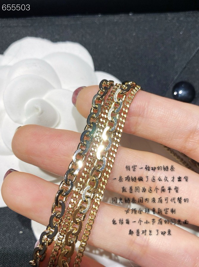 Chrome Hearts Ch@nel 双层链浮雕cc项链
