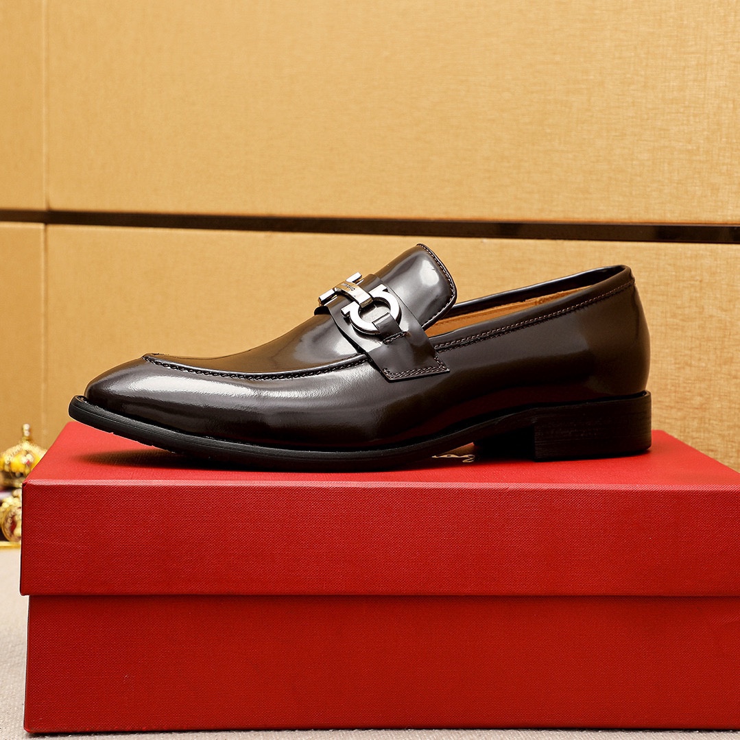 Ferragamo Men's Dark Brown Leather Loafers with Silver-Tone Hardware 7 i1745460680 2137 5