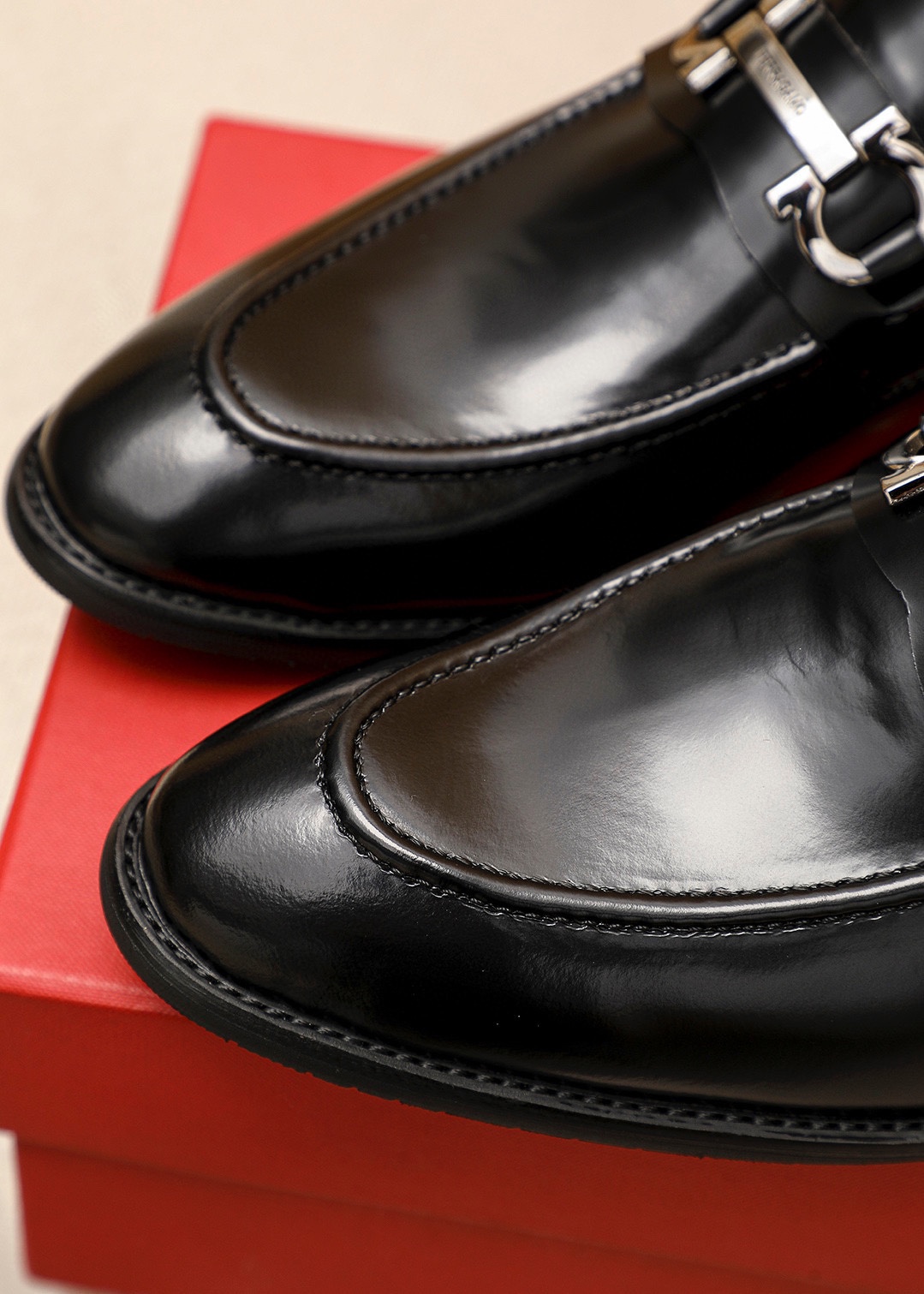 Salvatore Ferragamo Men's Leather Loafers, Black, Sizes 39-44 7 i1745460719 5483 5