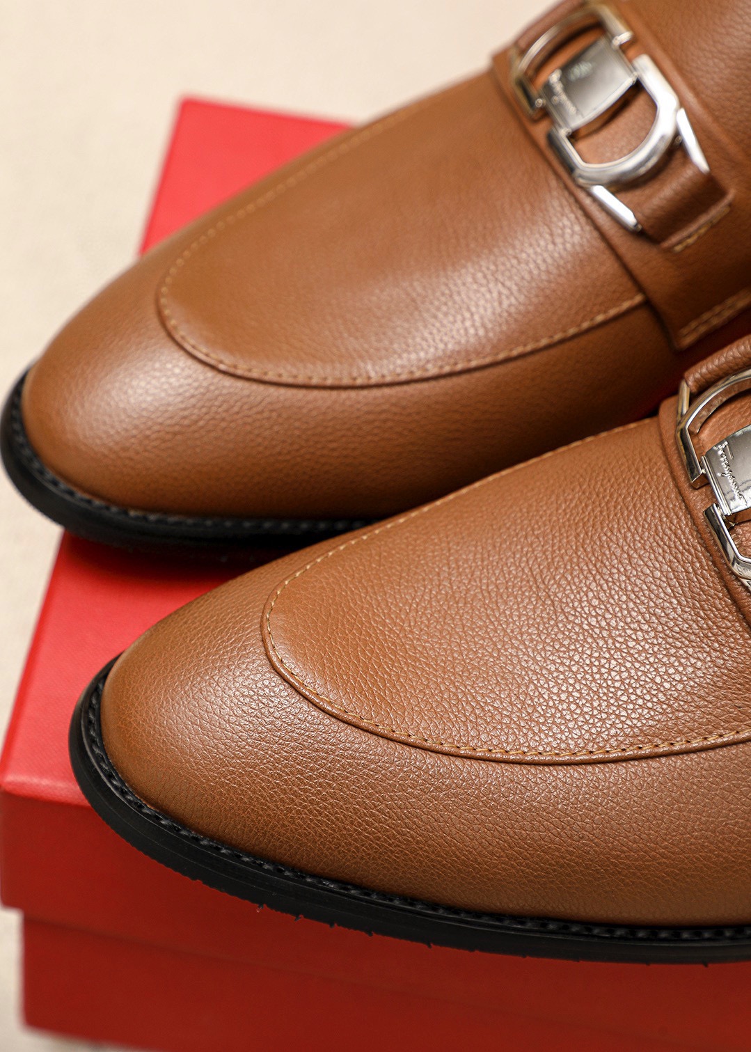 Salvatore Ferragamo Men's Leather Loafers with Iconic Buckle Detail - Stylish Brown 8 i1745460755 662 6