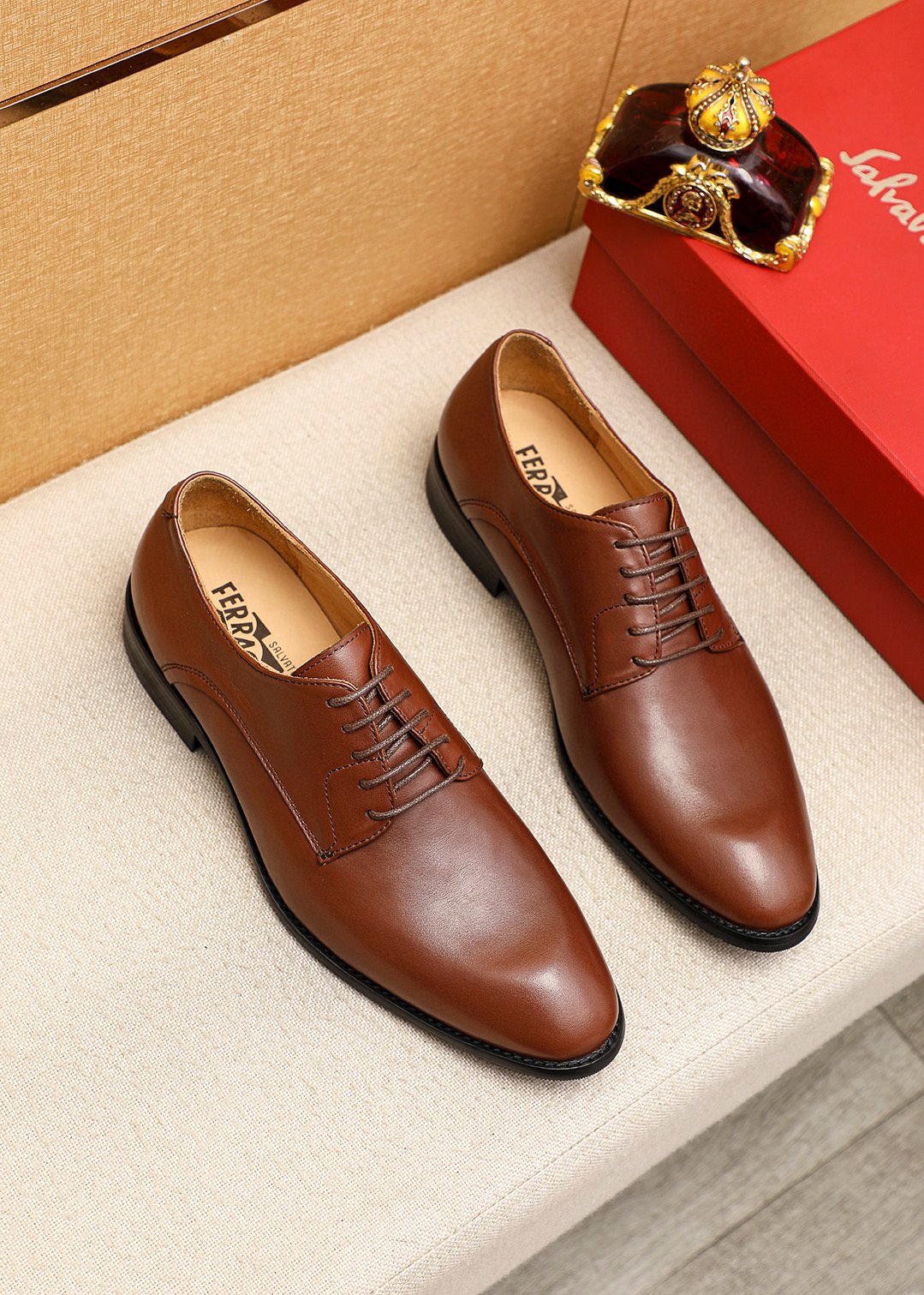 Salvatore Ferragamo Men's Leather Oxford Dress Shoes, Brown, Sizes 39-44 1 Salvatore Ferragamo Men's Leather Oxford Dress Shoes, Brown, Sizes 39-44