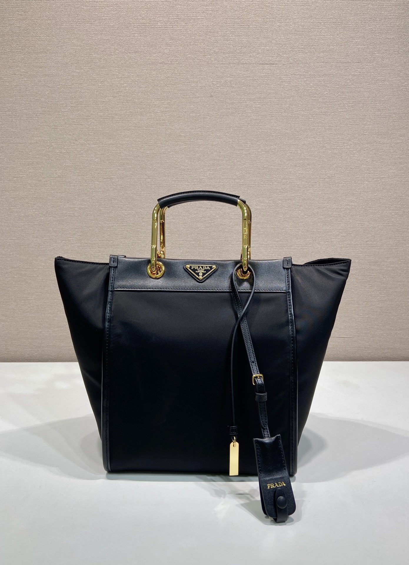 [Prada Women