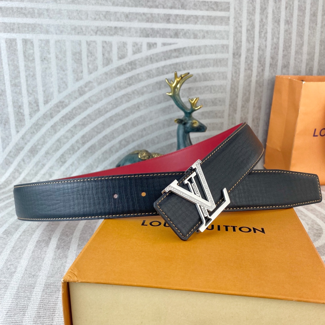 LV💕 特种皮腰带系列 ，原厂五金精品不锈钢扣，手感柔软舒适 宽3.8CM。