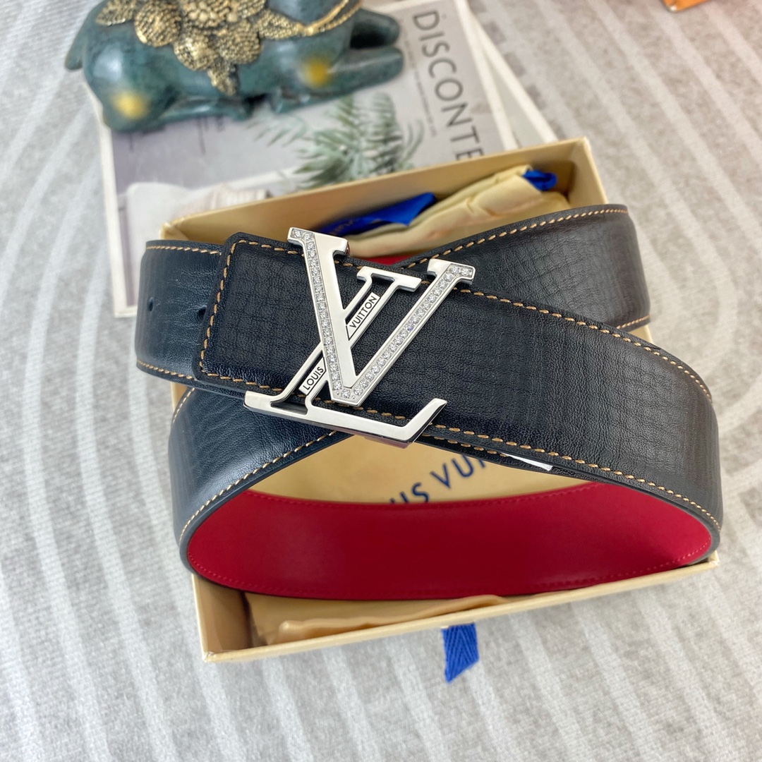 LV💕 特种皮腰带系列 ，原厂五金精品不锈钢扣，手感柔软舒适 宽3.8CM。