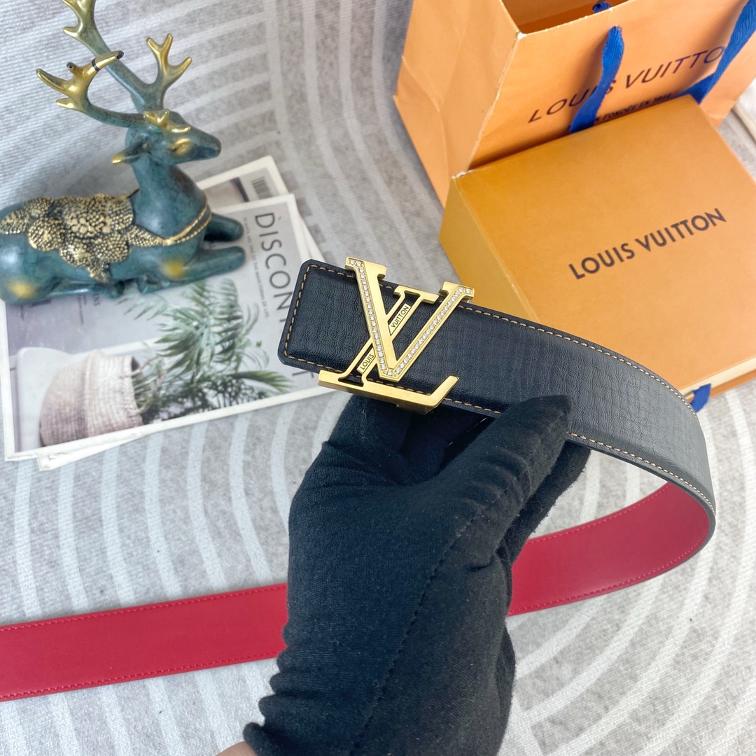 LV💕 特种皮腰带系列 ，原厂五金精品不锈钢扣，手感柔软舒适 宽3.8CM。