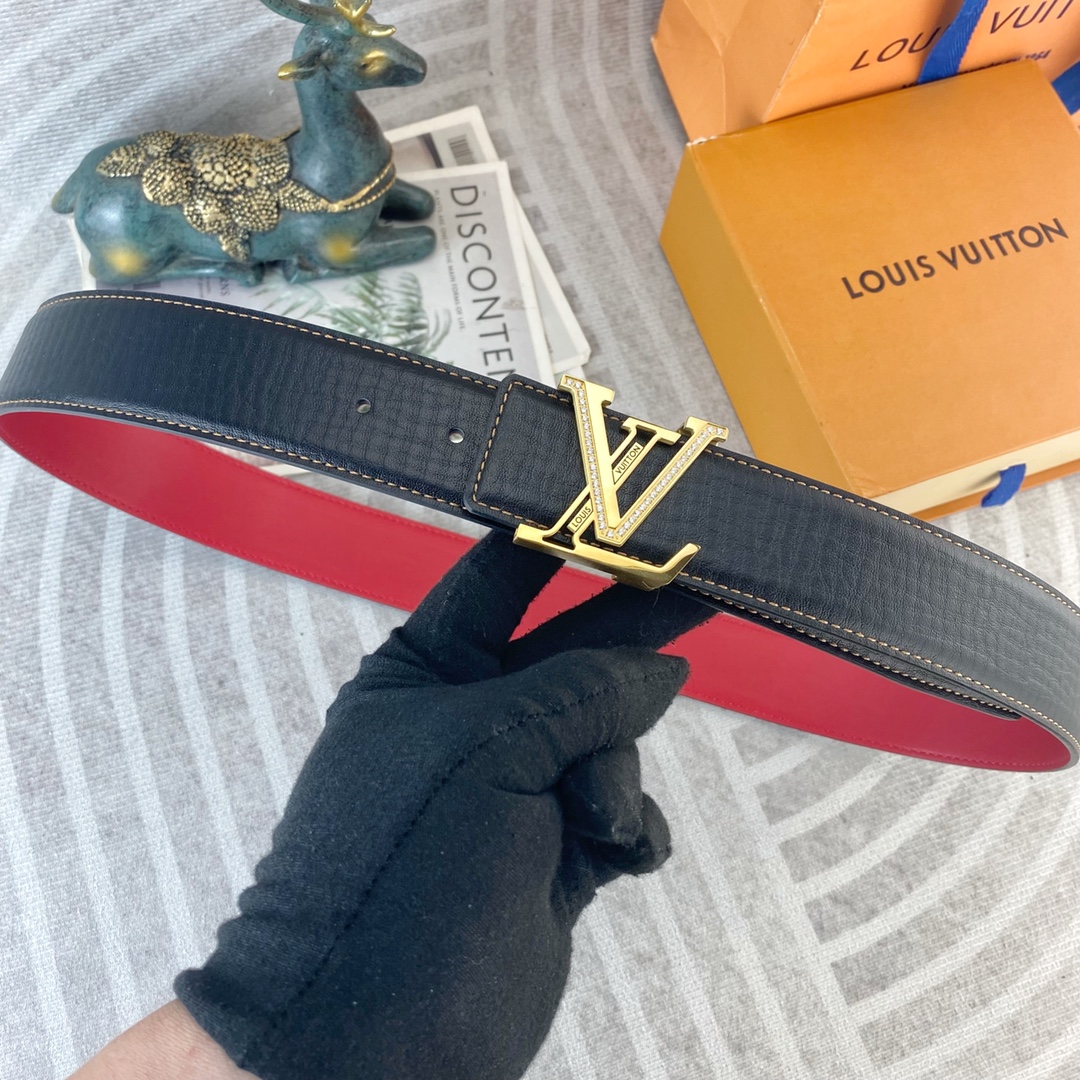 LV💕 特种皮腰带系列 ，原厂五金精品不锈钢扣，手感柔软舒适 宽3.8CM。