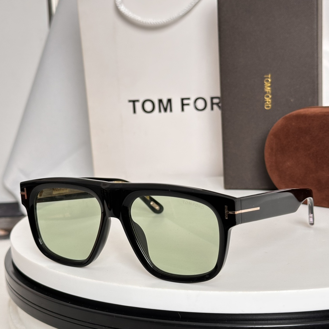 ‼️𝐓𝐎𝐌 𝐅𝐎𝐑𝐃 FT1201 Tom Ford
横鼻梁框架
FROM THE ICON COLL