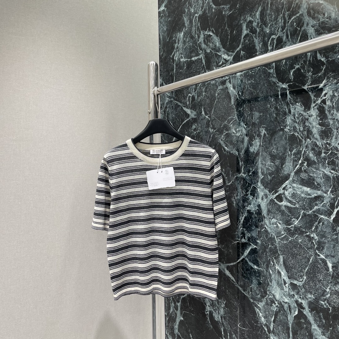 Brunello Cucinelli Striped Knit Short Sleeve Top - Relaxed & Stylish 5 i1745493502 1300 3