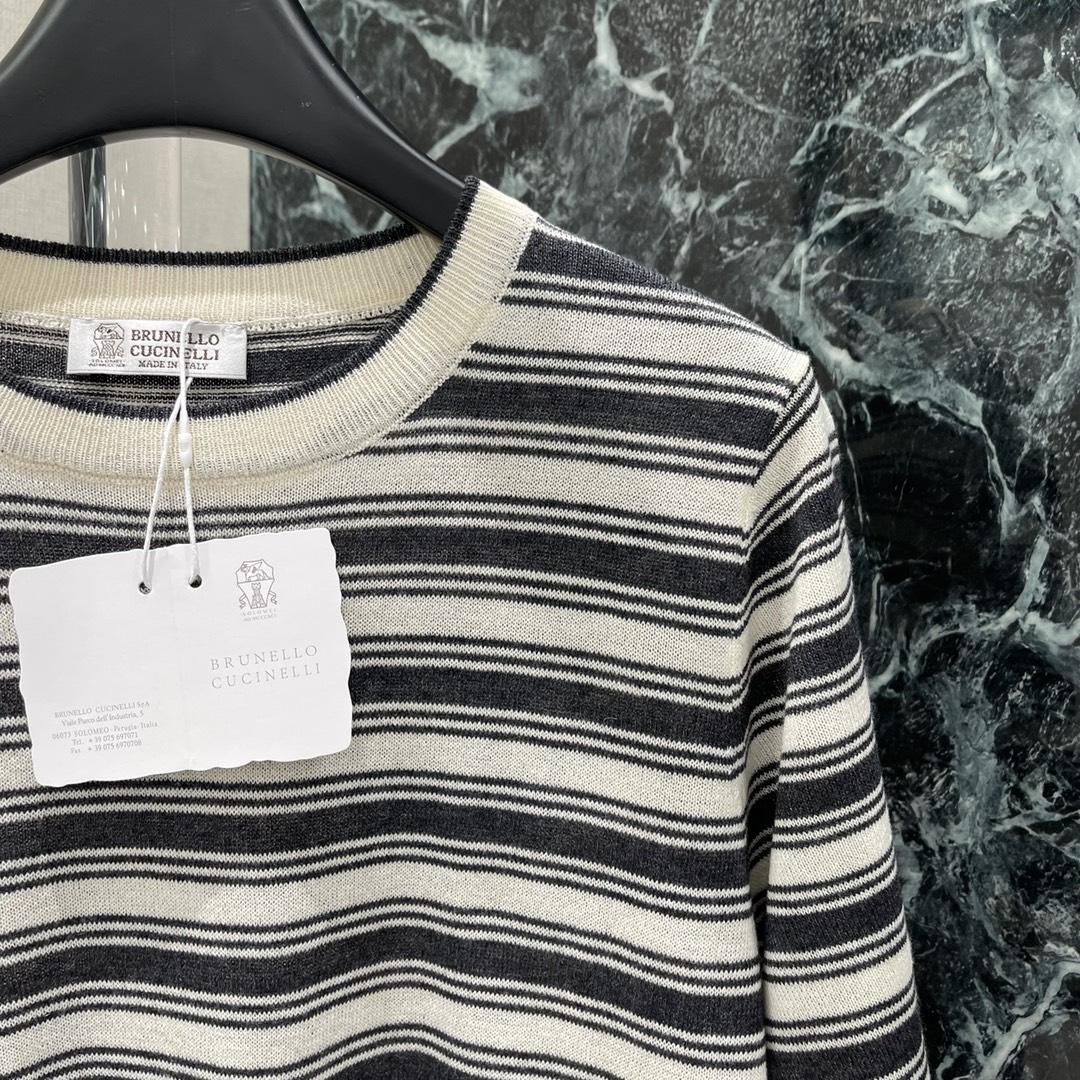 Brunello Cucinelli Striped Knit Short Sleeve Top - Relaxed & Stylish 7 i1745493502 4271 5