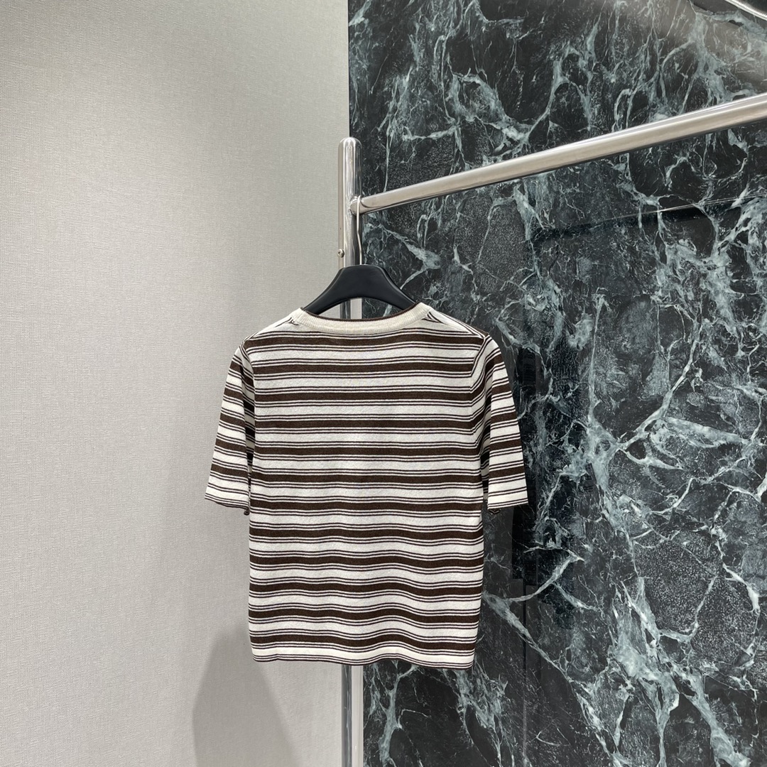 Brunello Cucinelli Striped Knit Short Sleeve Top - Relaxed & Stylish 4 i1745493502 9353 2